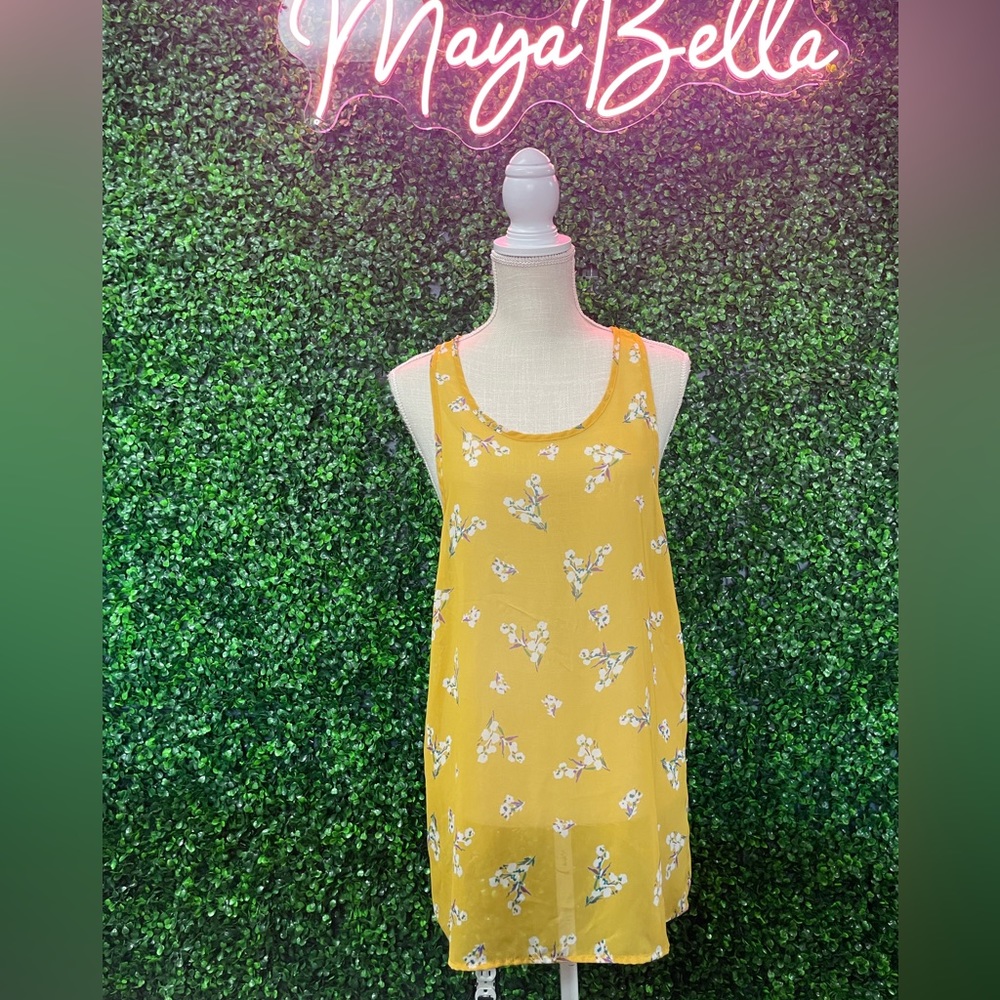 Everly Anthropologie Yellow Floral Racerback Top - 100% Polyester Size Large EUC